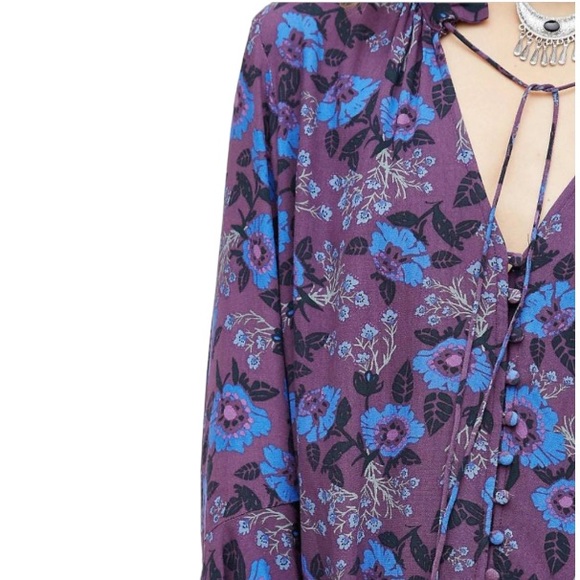 FREE PEOPLE Magic Mystery Print Ruffle Flare Long Sleeve Tunic Top, Wine, XS/TP - Picture 3 of 4